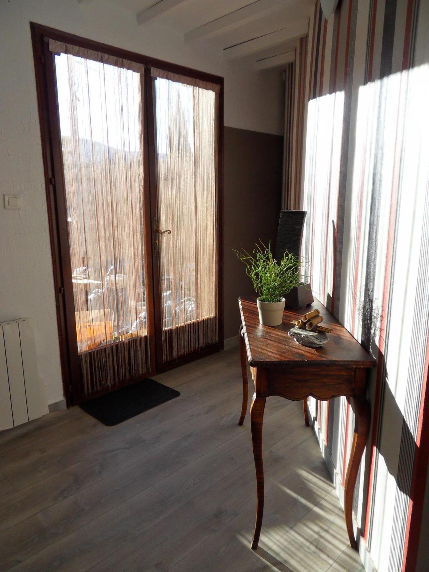 Le Jardin D'Ivana Chambres D'Hotes B&B Avec Piscine Chauffee Oppède Kültér fotó