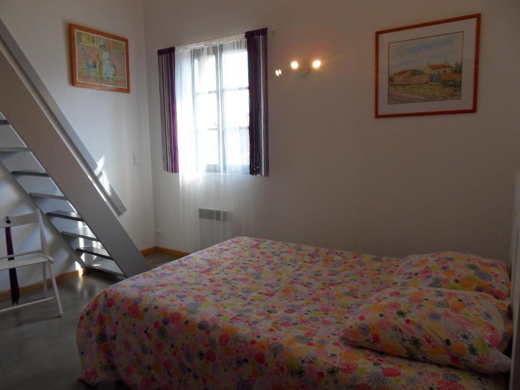 Le Jardin D'Ivana Chambres D'Hotes B&B Avec Piscine Chauffee Oppède Szoba fotó