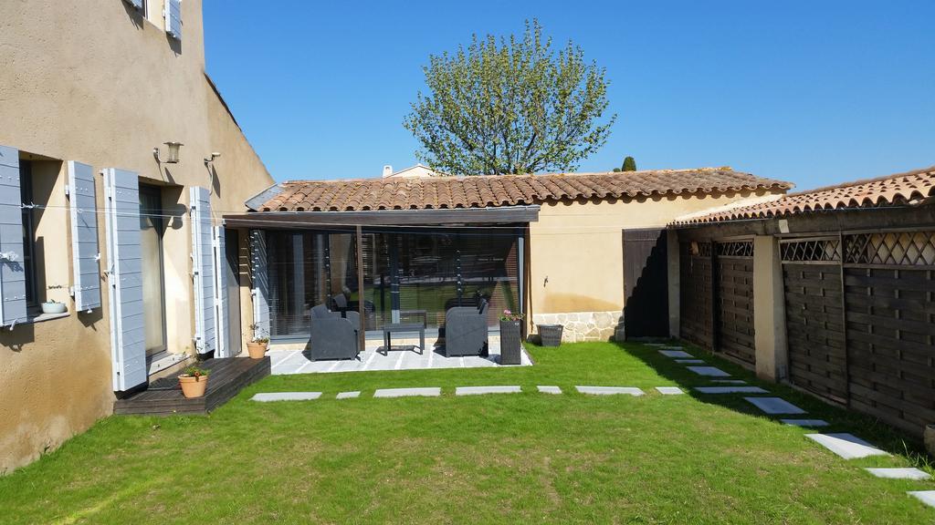 Le Jardin D'Ivana Chambres D'Hotes B&B Avec Piscine Chauffee Oppède Kültér fotó