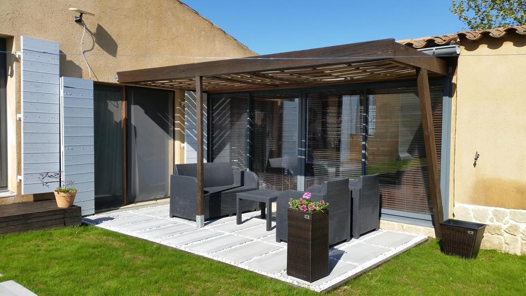 Le Jardin D'Ivana Chambres D'Hotes B&B Avec Piscine Chauffee Oppède Kültér fotó